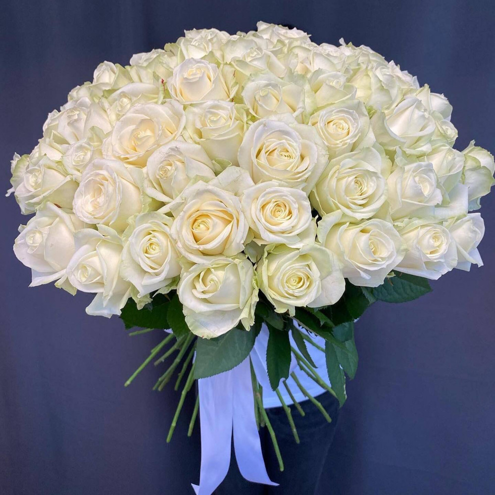 Букет цветов «51 белая роза»