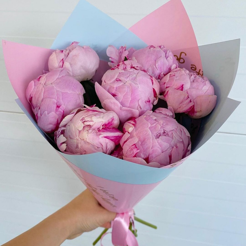 Букет цветов «Букет из 5 розовых пионов»