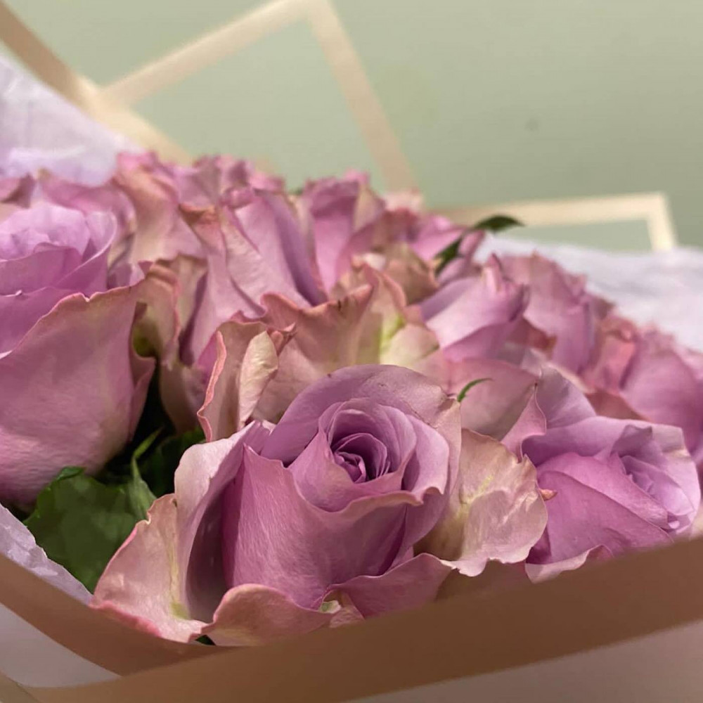 Букет цветов «Букет из фиолетовых кенийских роз» - фото 2